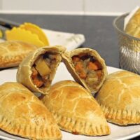 Frozen Meat Pie 10 Pieces
